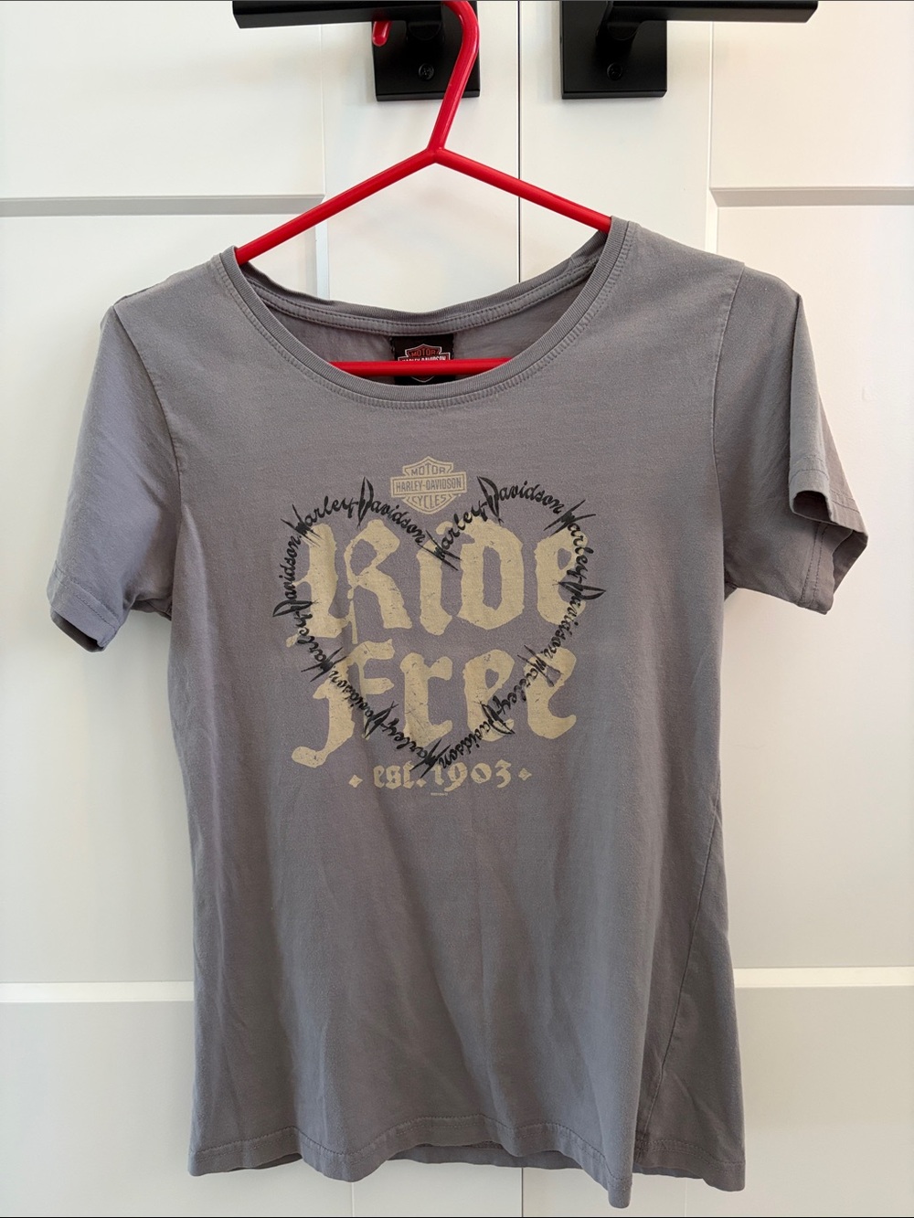 Harley-Davidson Gray 'Ride Free' Heart Graphic Short Sleeve Tee